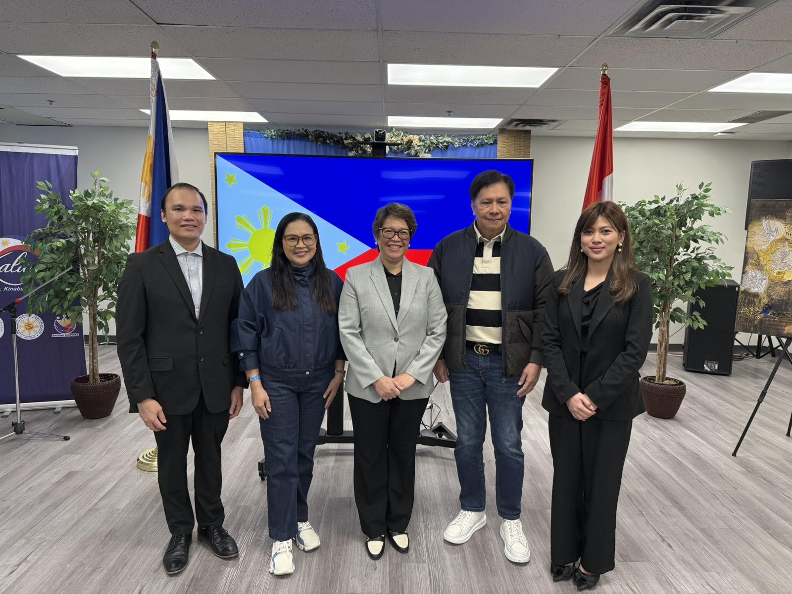 SSS Commissioner Roy Padiernos and Ms. Desiree De Guzman-Padiernos, Astoria Hotels and Resorts’ Global Director of Marketing, paid a courtesy visit on Consul General Emma Sarne.